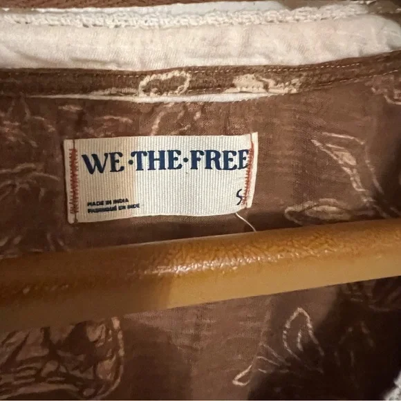 We The Free Brown and Cream Floral Short Sleeve Top S - Picture 4 of 9